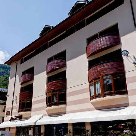 Rénové 2* Pour 4 Pers, Centre-ville, Wifi, Parking, Animaux Admis - Fr-1-512-167 * Brides-les-Bains